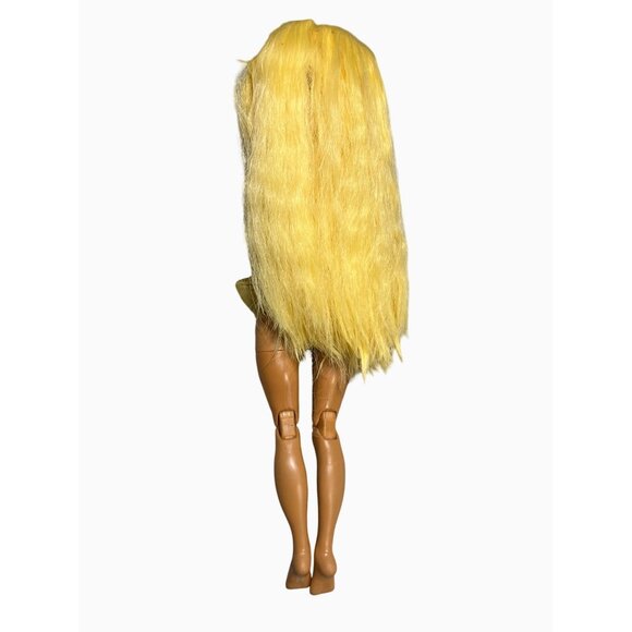 Rainbow High Cheerleader Doll Sunny Madison 11" Yellow Hair - Picture 6 of 8